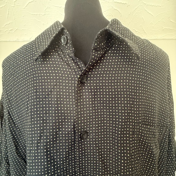 Neimus Marcus Mens Black shirt 2X Gold  & Brown Shapes Short Sleeve Silk Blend - Picture 3 of 10